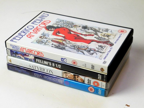 fellini grupo de pelis.jpg