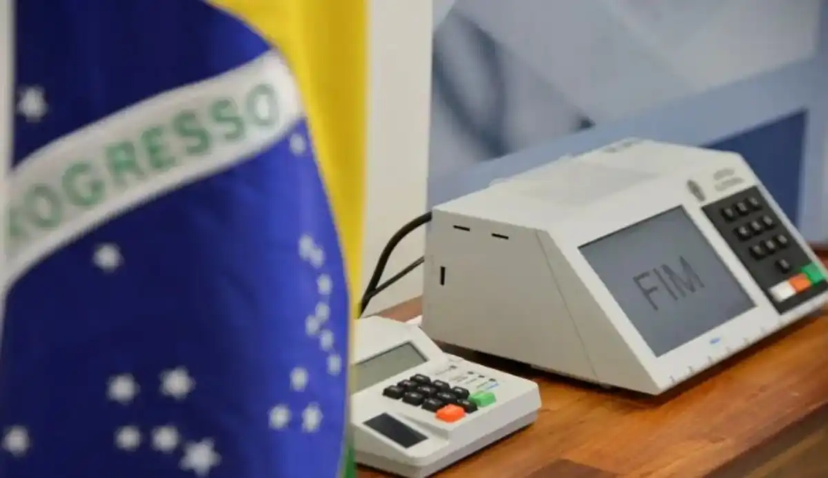 Lula rumo ao 4º mandato histórico: mais de 158 milhões de brasileiros vão às urnas derrotar o bolsonarismo