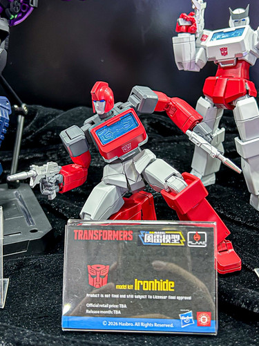 08 Furai Model Ironhide.jpg