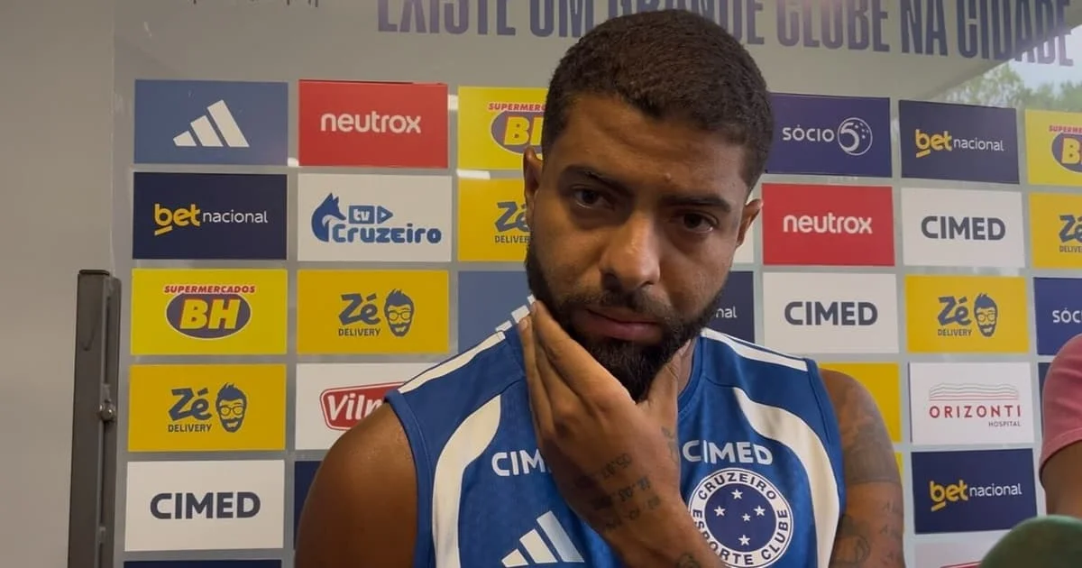 João Marcelo brilha no rodízio defensivo e promete solidez na temporada do Cruzeiro