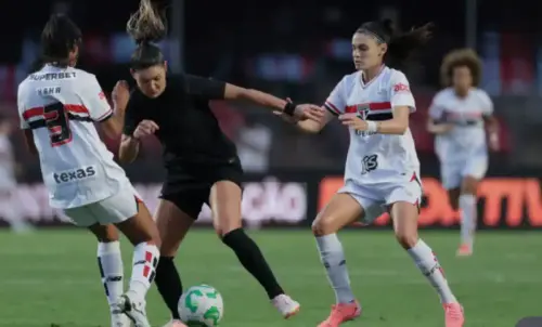 Corinthians busca oitavo título e precisa virar final no Morumbi