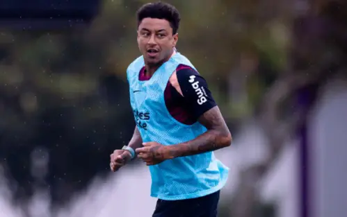 Lingard em crise no Corinthians: apenas dois gols e futuro incerto com contrato se esgotando