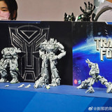 AMK PRO Transformers 2007 Optimus Prime 03