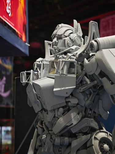 IIES Transformers 2007 Optimus Prime 03