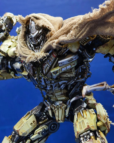 AMK PRO Dark Of The Moon Megatron Standard Ver 02.jpg