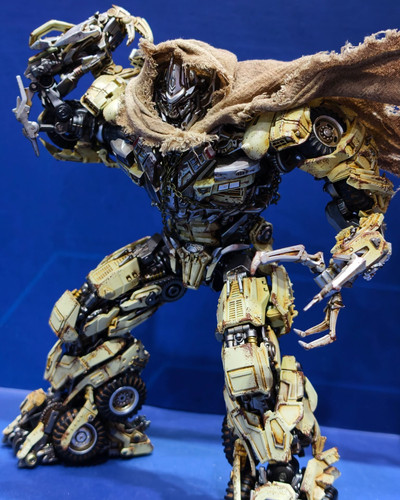 AMK PRO Dark Of The Moon Megatron Standard Ver 03.jpg