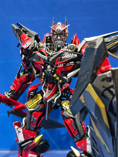 AMK PRO Dark Of The Moon Sentinel Prime 08.jpg