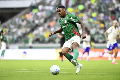 Allan desfalca Palmeiras no clássico contra Santos e se prepara para transferência ao Manchester City