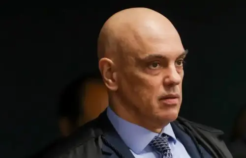 Moraes expõe André Mendonça no STF e o acusa de servir a golpistas