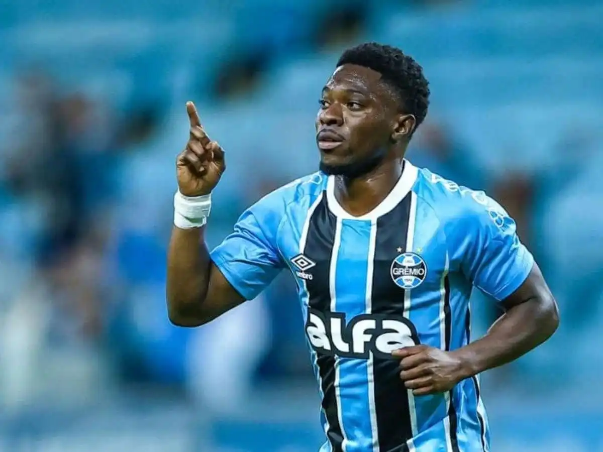 PREOCUPAÇÃO! Desfalques preocupam Grêmio em duelo decisivo contra o Botafogo fora de casa