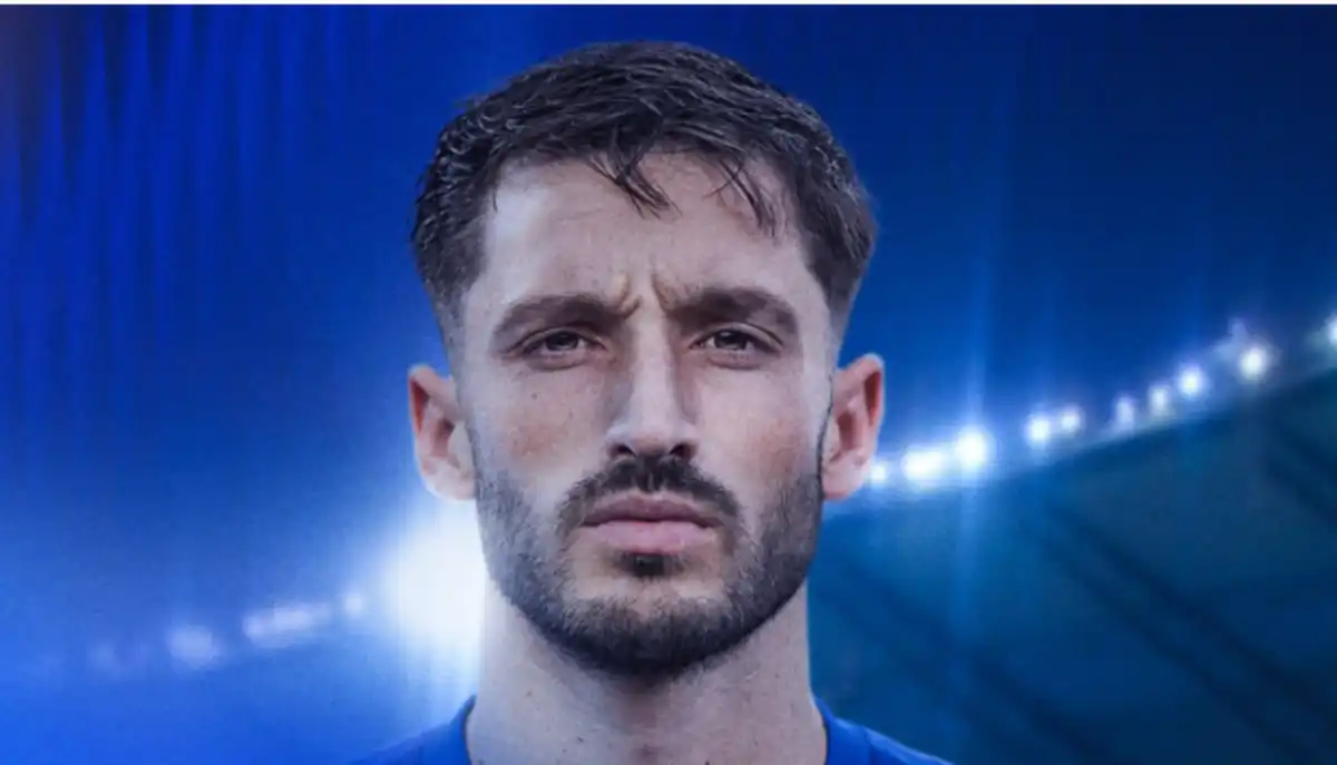 CRUZEIRO SE REFORÇA! Matías Viña chega para disputar a lateral esquerda