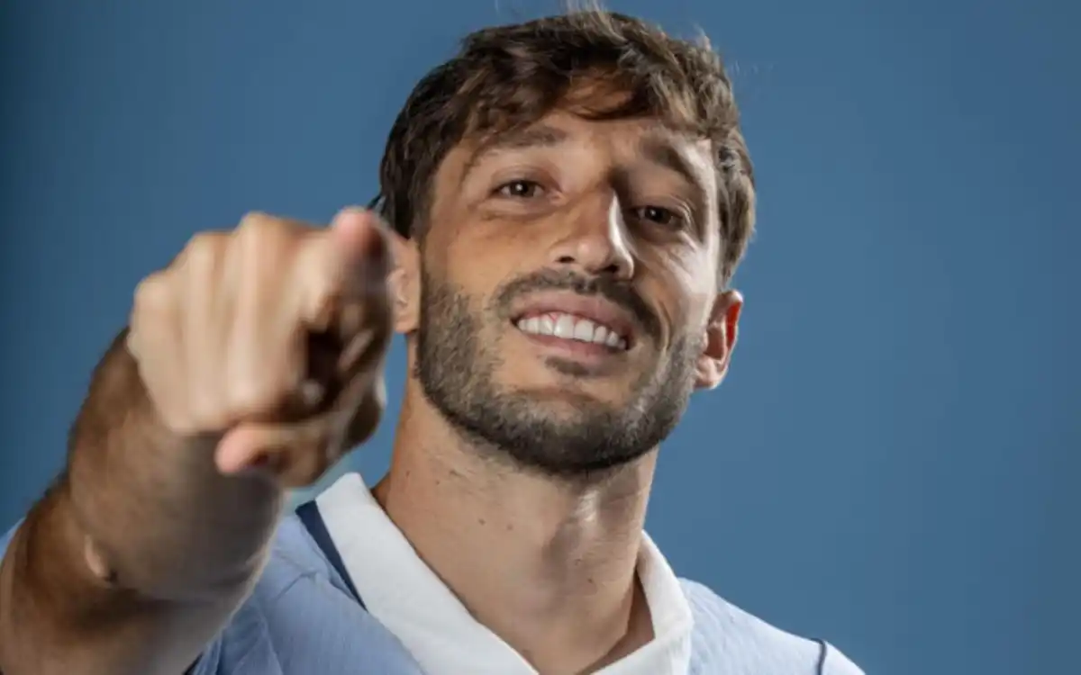 Matías Viña chega ao Cruzeiro e promete agitar a disputa na lateral-esquerda até 2026