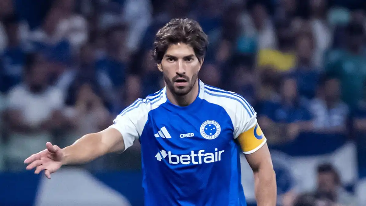De titular absoluto em 2025 a esquecido no banco de Artur Jorge; o que aconteceu com Lucas Silva?
