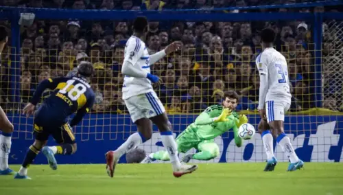 CONVOCADO! Otávio sai de quarto goleiro no Cruzeiro para a Seleção Brasileira
