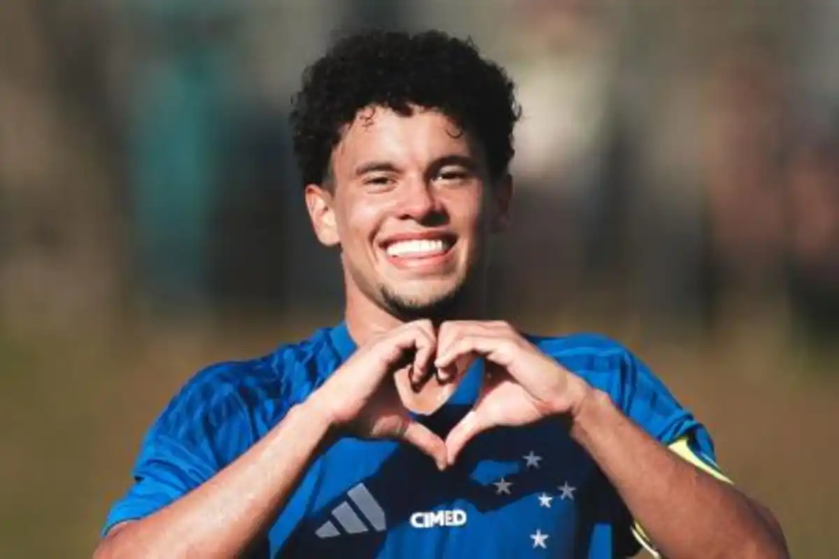 POLÊMICA: Empresário de joia do Cruzeiro pressiona a diretoria por ida para rival direto