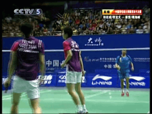 0062BoZOgy1ih2awhi7ifg30qo0k07wp.gif