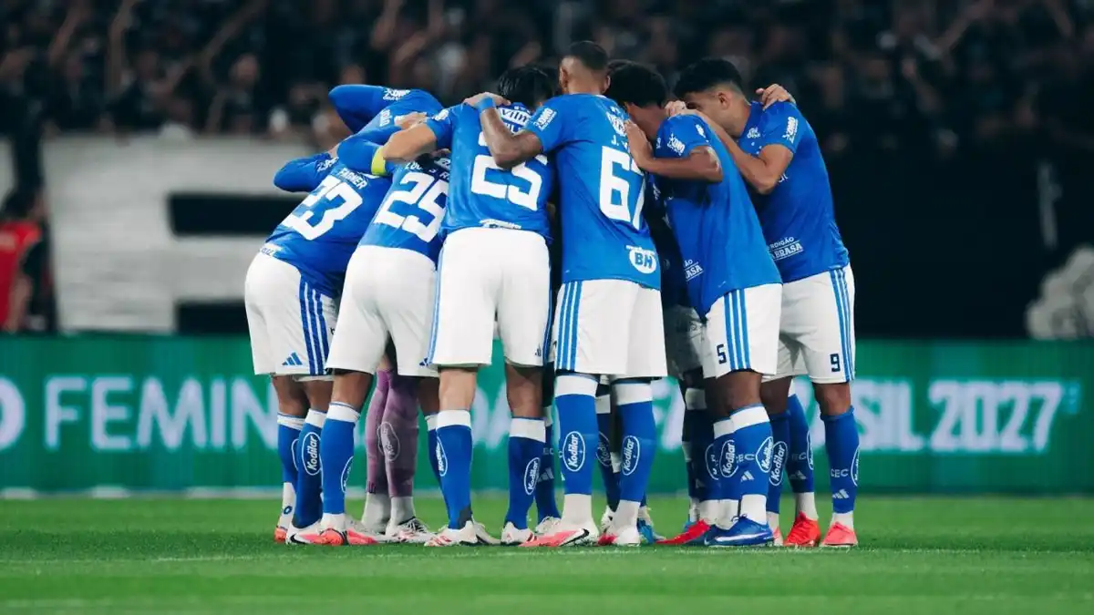 Cruzeiro mira G4 contra Flamengo e busca reação após eliminação na Libertadores