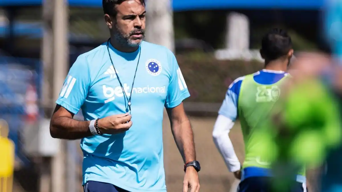 Cruzeiro mira G4 após eliminação na Libertadores e reencontro decisivo com o Flamengo