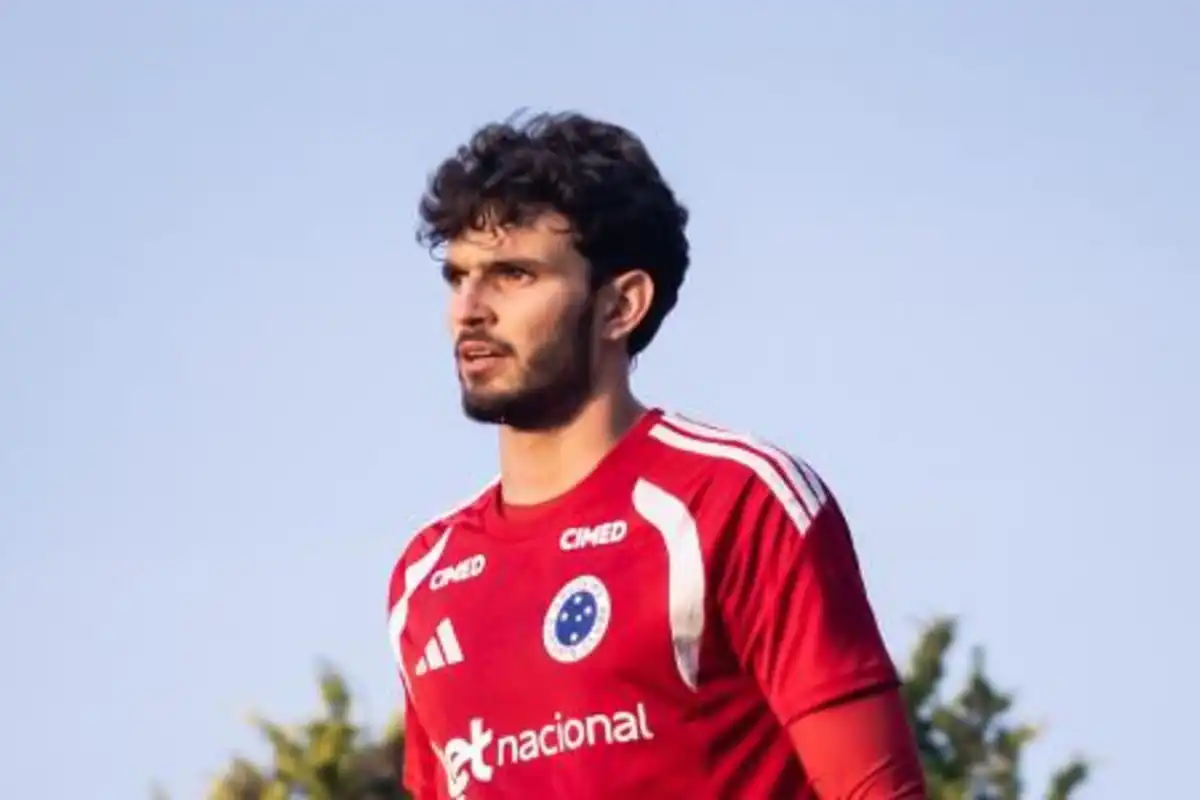 Otávio se consolida no Cruzeiro e ex-jogador o projeta como goleiro de Seleção Brasileira