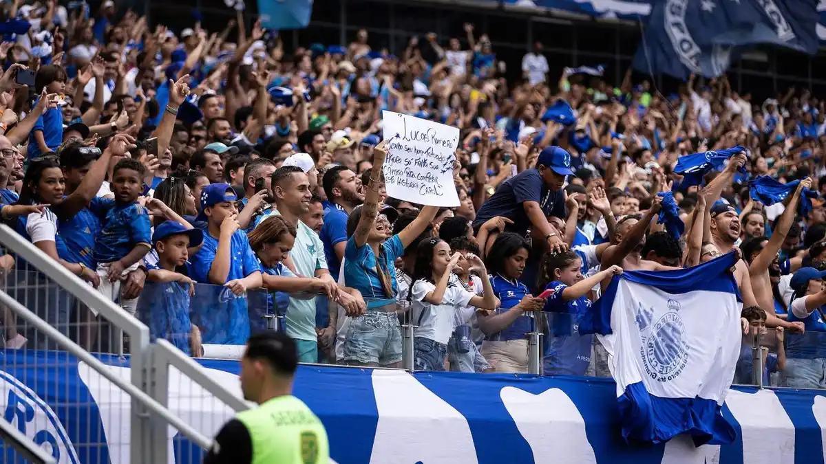 G-4 em jogo! Cruzeiro reencontra o Flamengo no Mineirão e espera 45 mil torcedores.