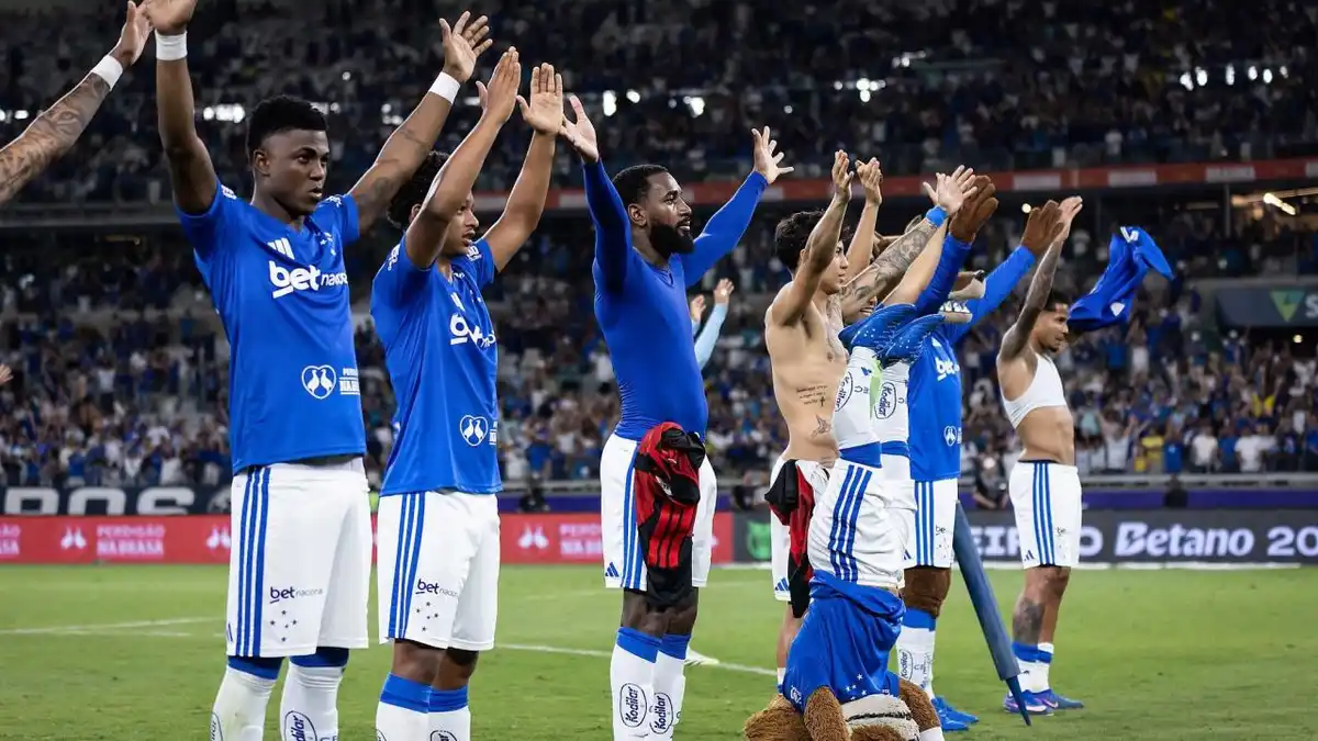 Vampeta vê Cruzeiro e Flamengo em ascensão e projeta disputa acirrada por títulos nacionais