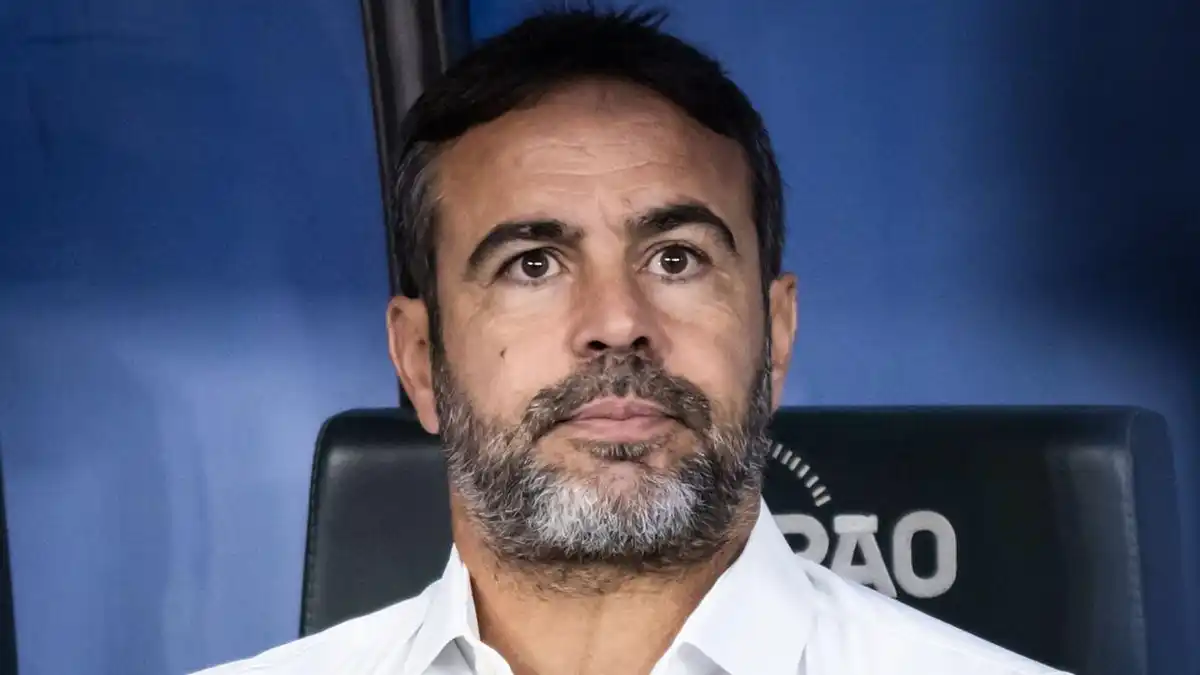 Artur Jorge aposta na Copa do Brasil como caminho para título e desafia rival Atlético no Mineirão
