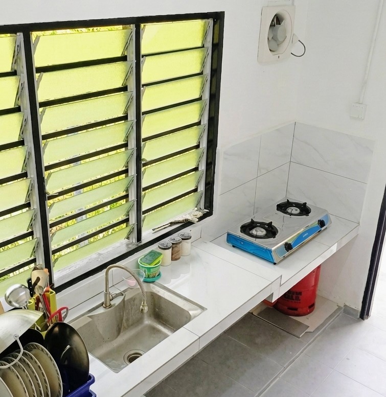 Ruang Dapur Berasingan - Gambar 1