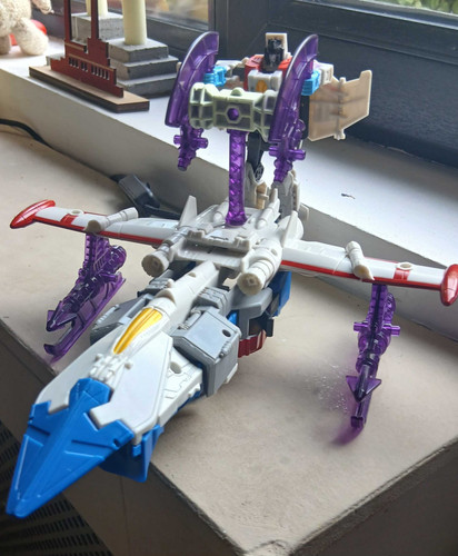 Transformers Cyberworld Energon Surge Ultimate Cyber Changers Air Sea Starscream In Hand Images 6.jpg