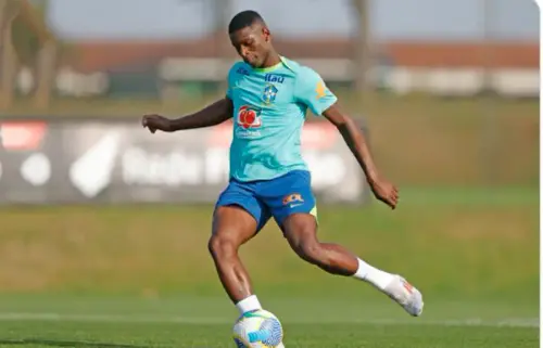 MERCADO ESQUENTA! Representantes de Luiz Henrique e Palmeiras têm reunião prevista nesta segunda