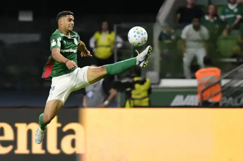OFERTA DA ITÁLIA! Palmeiras recebe proposta MILIONÁRIA da Fiorentina por joia e analisa