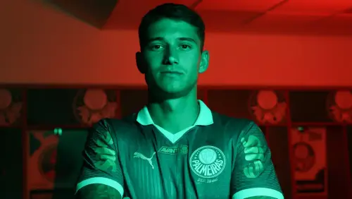 VAI E VEM! Palmeiras segura meio-campista, mas admite negociar outro atleta nesta janela