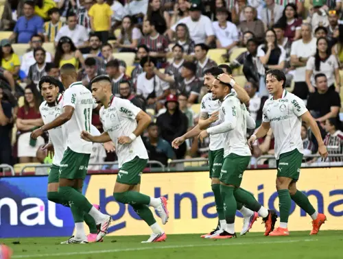 Palmeiras Busca Renascimento em Momento Crítico na Libertadores: Números em Queda, Esperança em Alta