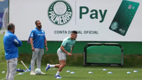 Paulinho Se Destaca nos Treinos do Palmeiras Enquanto Fuchs Reapresenta o Elenco