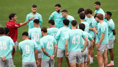 Palmeiras Define Últimos Ajustes e Pode Alterar Defesa para Enfrentar o Fluminense