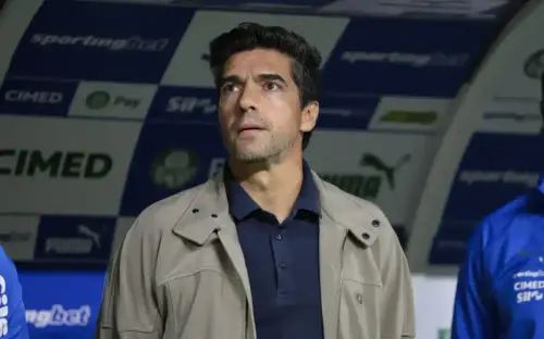 "A PACIÊNCIA ACABOU"! Organizada do Palmeiras publica nota polêmica contra Abel; veja