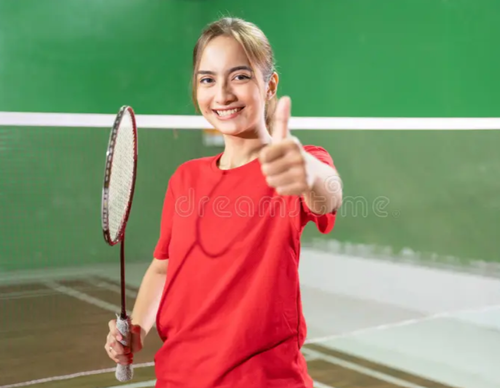 perempuan badminton.png