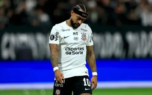Eliminação do Corinthians gera repercussão internacional após pênalti perdido