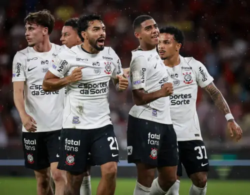 ESCALAÇÃO DIVULGADA! Corinthians divulga titulares para enfrentar o Estudiantes; confira