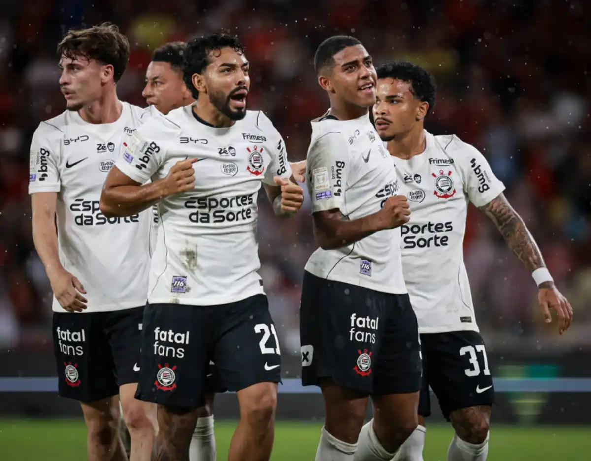 ESCALAÇÃO DIVULGADA! Corinthians divulga titulares para enfrentar o Estudiantes; confira