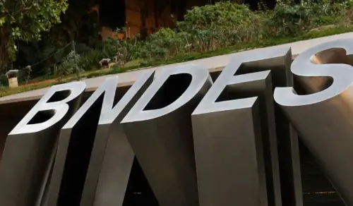 BNDES injeta R$ 22,6 bilhões no Plano Brasil Soberano para proteger exportadores contra sanções dos EUA