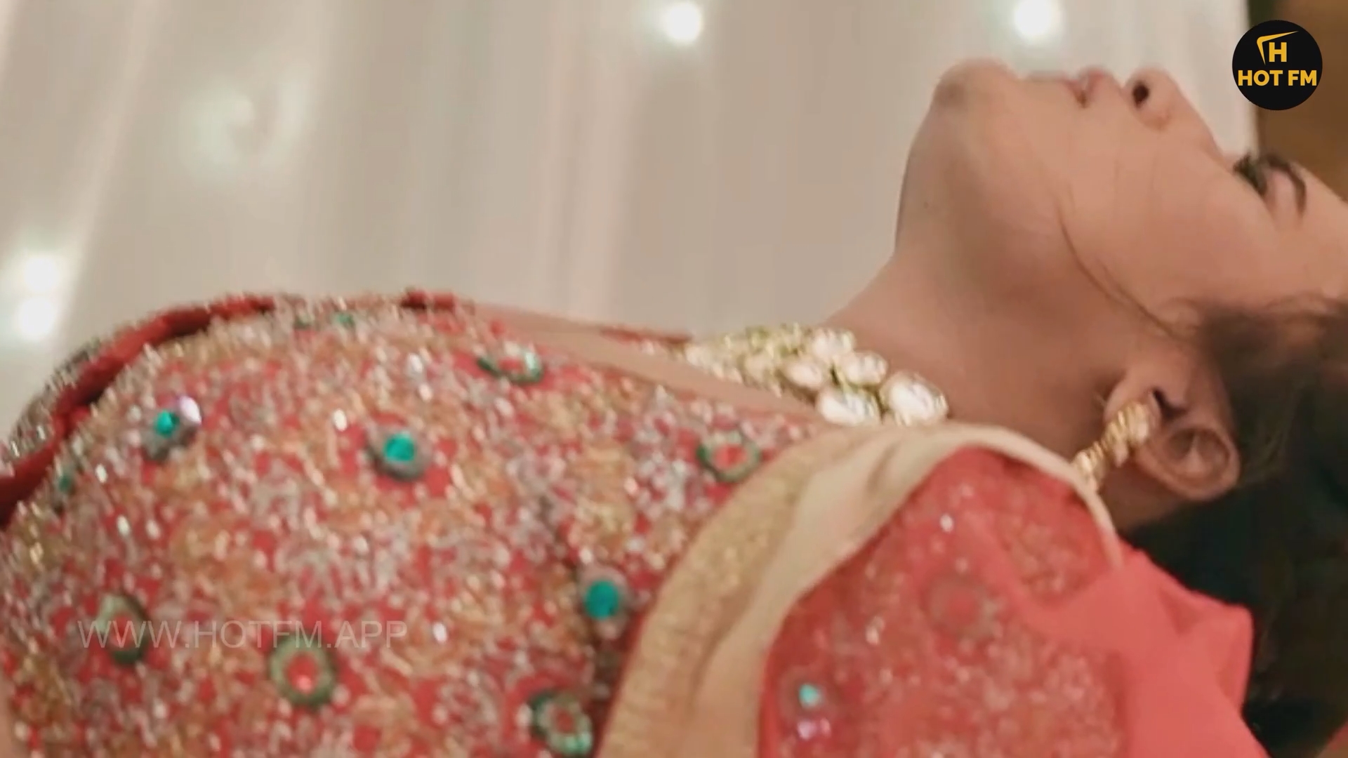 Andekha Ishq (2026) HotFM Uncut Hindi Short Film 1080p HDRip 750MB(1Filmy4Wap.Cloud).mkv snapshot 03