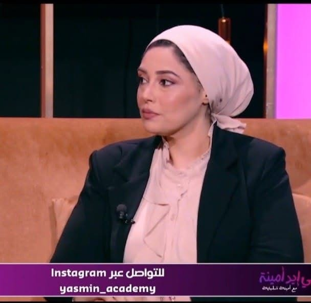 كابتن ياسمين الطويل - تعليم قيادة السيارات | جريدة تحت الضوء كابتن ياسمين الطويل - تعليم قيادة السيارات | جريدة تحت الضوء