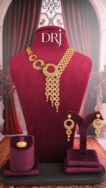 Light weight gold jewellery shops in Hyderabad.1
