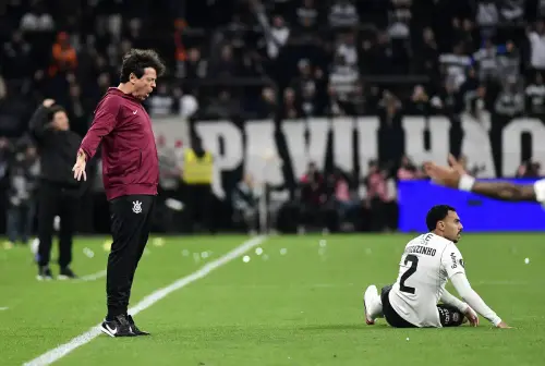 Crise à vista: Corinthians acumula seis jogos sem vencer e se afunda no Brasileirão