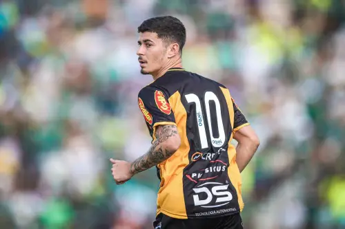 DE SAÍDA! Verdão decide negociar meia emprestado após se destacar na Série B