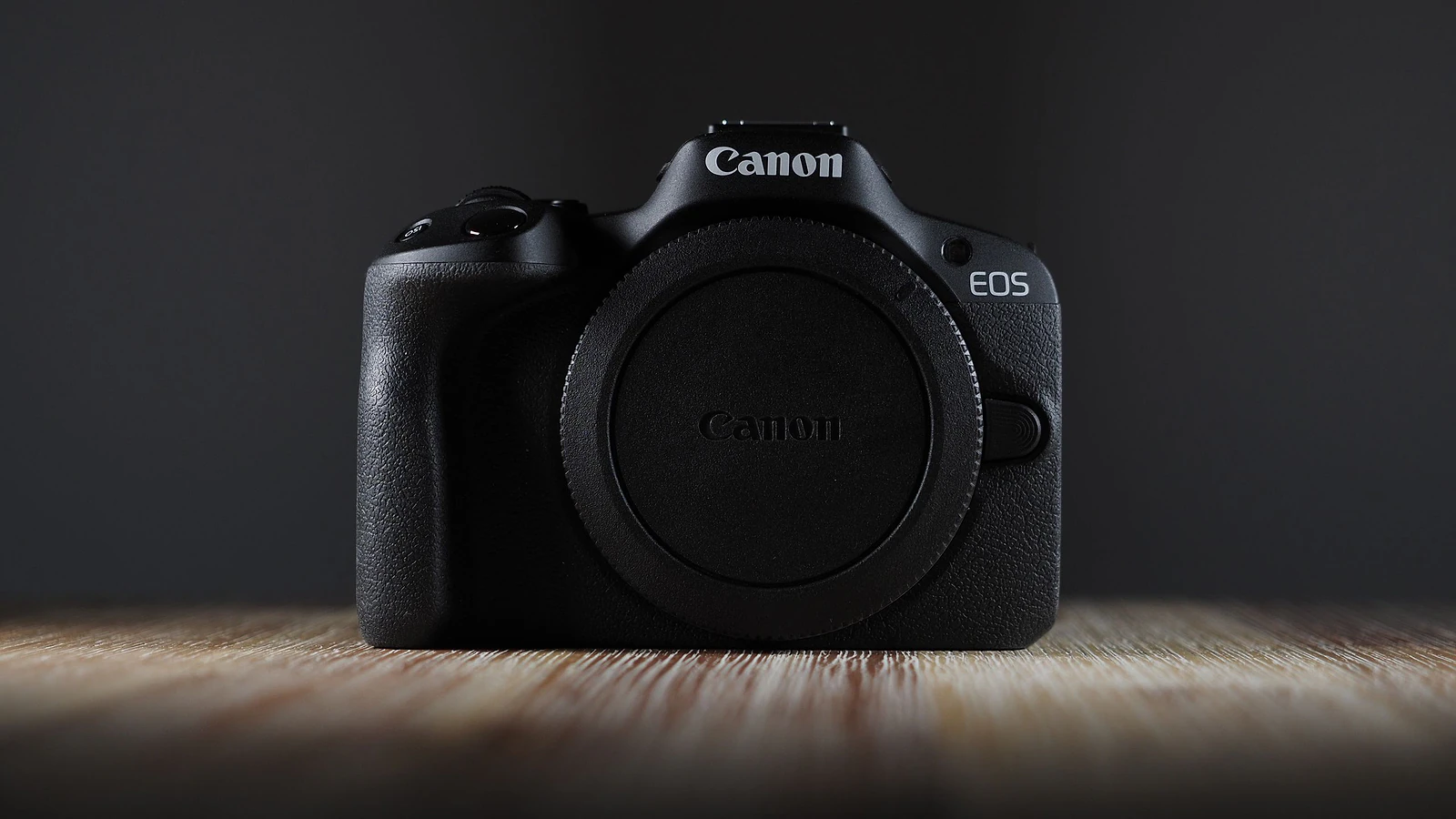 Top Máy Ảnh Bán Chạy Nhật Bản: Sony A7 V Độc Chiếm Full-Frame! - Hình 1