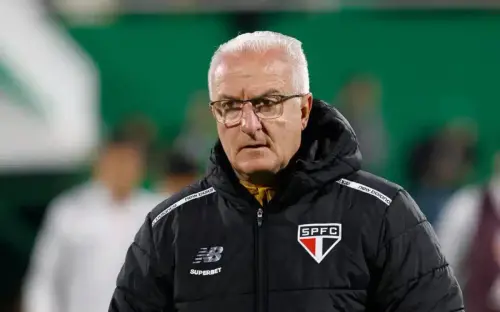 PIOR MOMENTO! Dorival enfrenta a pior fase da carreira com apenas 37,5% de aproveitamento