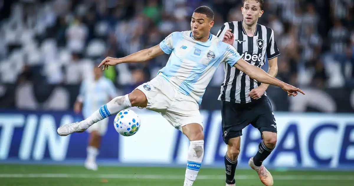 DESTAQUE OFENSIVO! Carlos Vinícius brilha e lidera artilharia do Grêmio em 2026