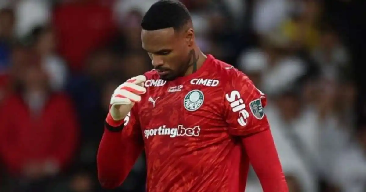 MURALHA ALVIVERDE! Carlos Miguel pega dois pênaltis contra a LDU e garante semifinal
