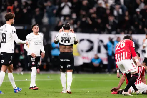Eliminação cruel! Corinthians isola pênalti, perde em casa e é eliminado para o Estudiantes na Libertadores